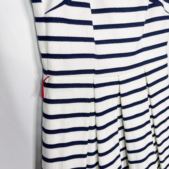 Eliza J 2 Navy Blue White Striped Fit and Flare Dress Pleated Keyhole Pockets - Picture 5 of 14